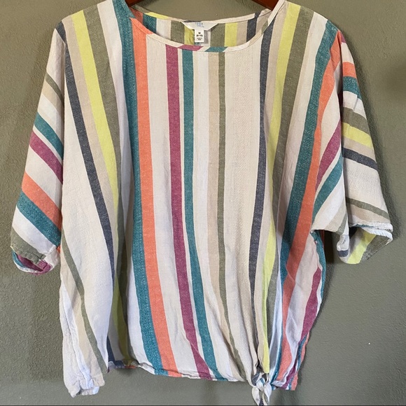 Multi colored top. - Picture 5 of 6